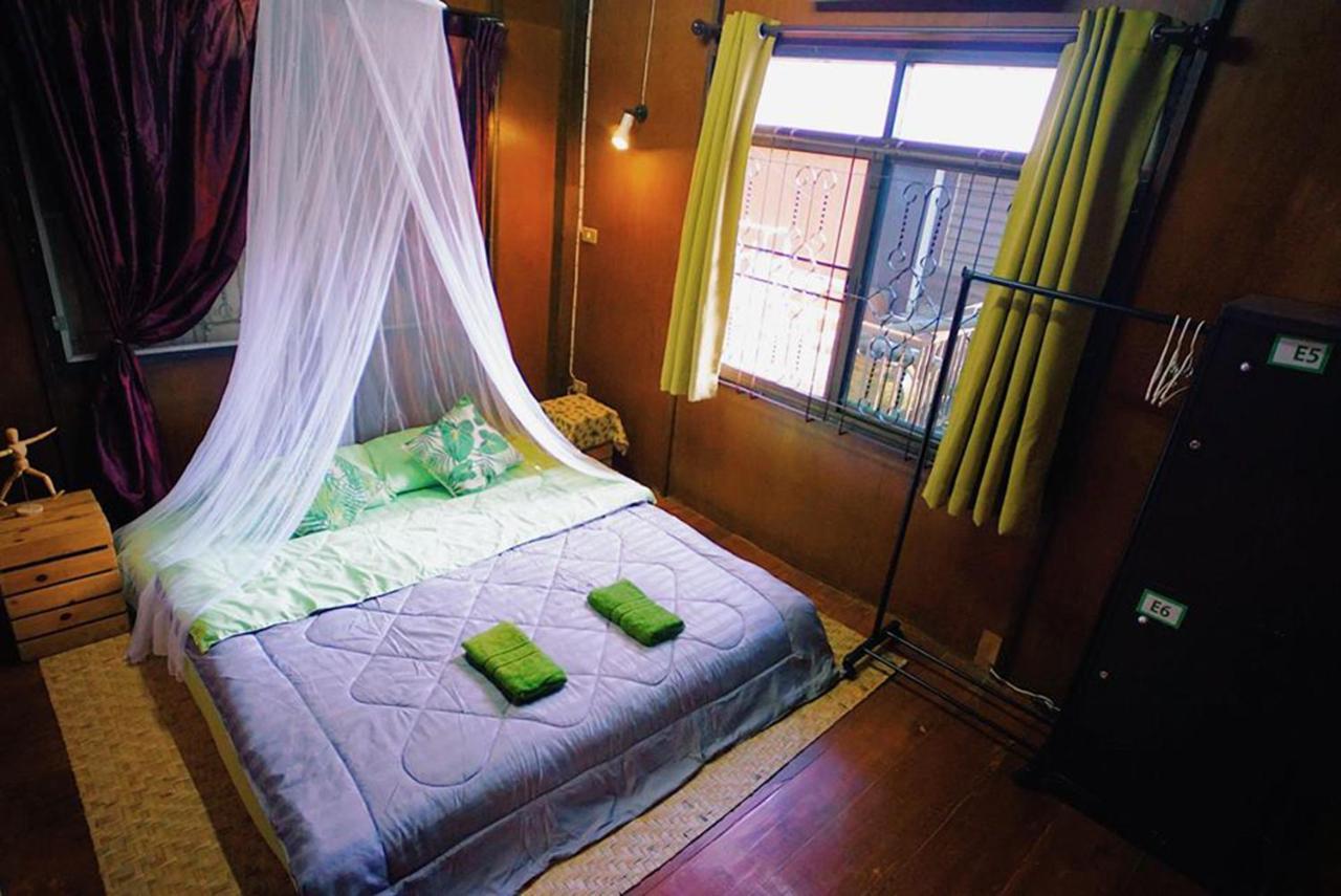 Oh My Bed Chiang Mai Hostel Kültér fotó