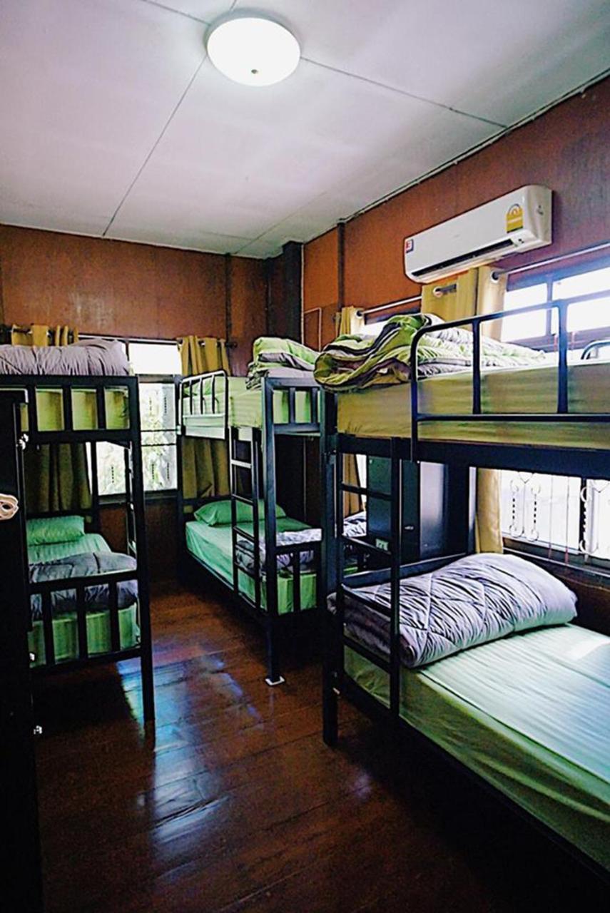 Oh My Bed Chiang Mai Hostel Kültér fotó